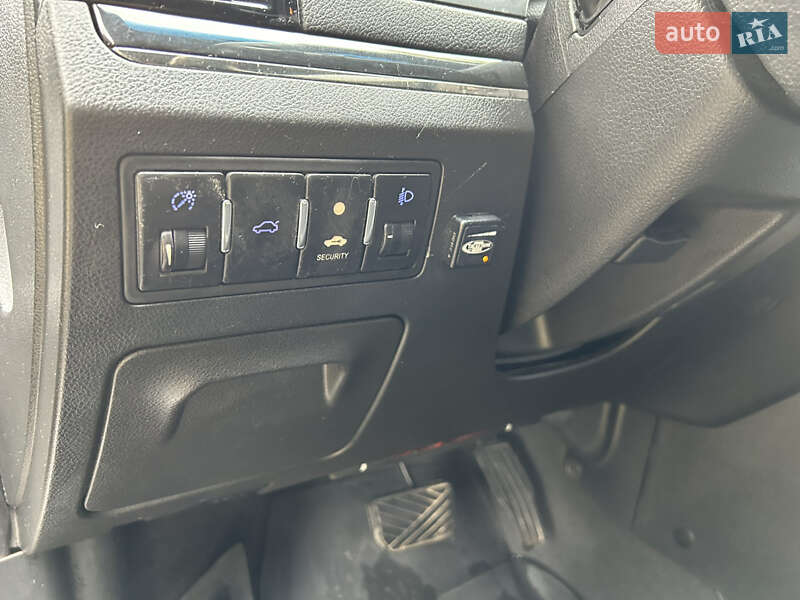 Седан Geely Emgrand 7 (EC7) 2013 в Кривом Роге