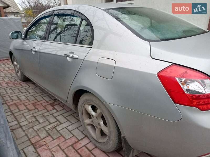 Хетчбек Geely Emgrand 7 (EC7) 2013 в Коростишеві