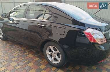 Седан Geely Emgrand 7 (EC7) 2013 в Ирпене