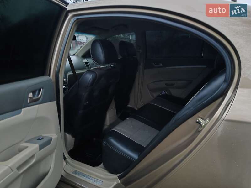 Седан Geely Emgrand 7 (EC7) 2011 в Крыжополе фото 13 Седан Geely Emgrand 7 (EC7) 2011 в Крыжополе