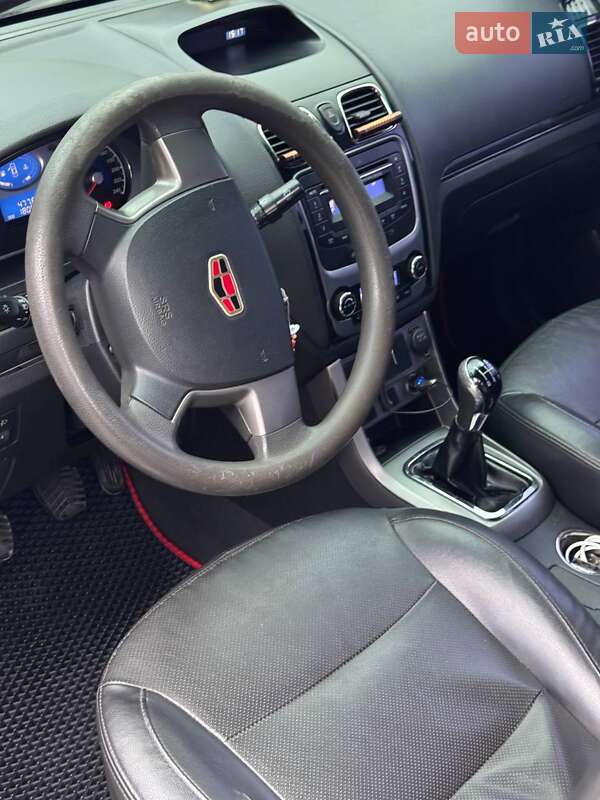 Седан Geely Emgrand 7 (EC7) 2014 в Клесовому