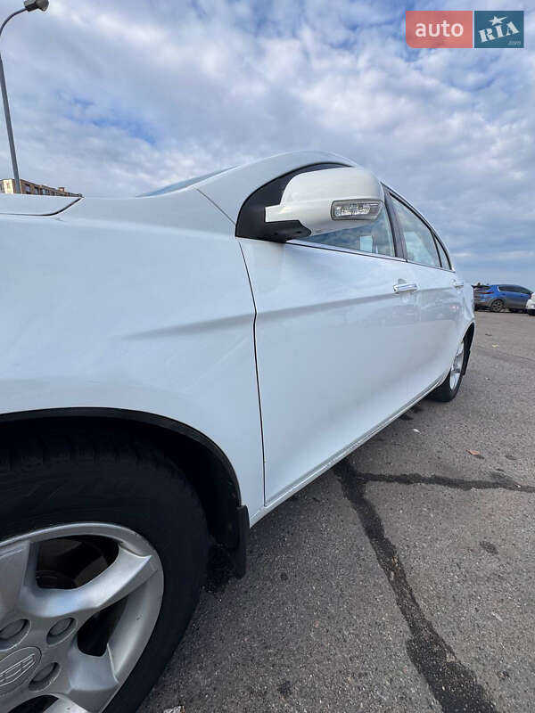 Седан Geely Emgrand 7 (EC7) 2015 в Черкасах