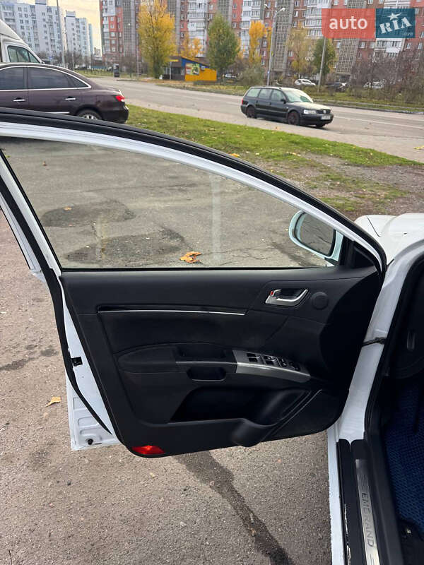 Седан Geely Emgrand 7 (EC7) 2015 в Черкасах