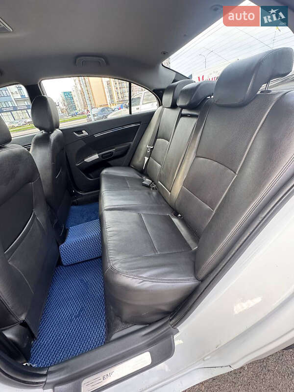 Седан Geely Emgrand 7 (EC7) 2015 в Черкасах