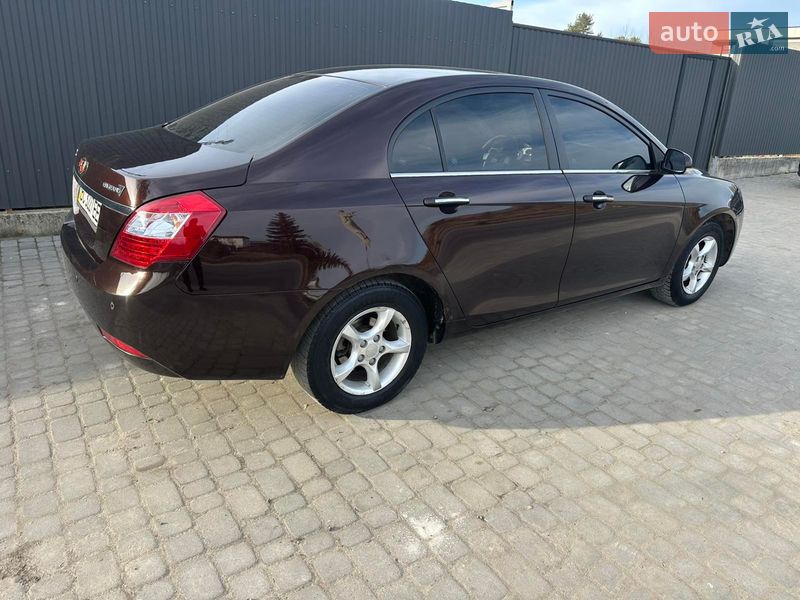 Седан Geely Emgrand 7 (EC7) 2013 в Подрясном