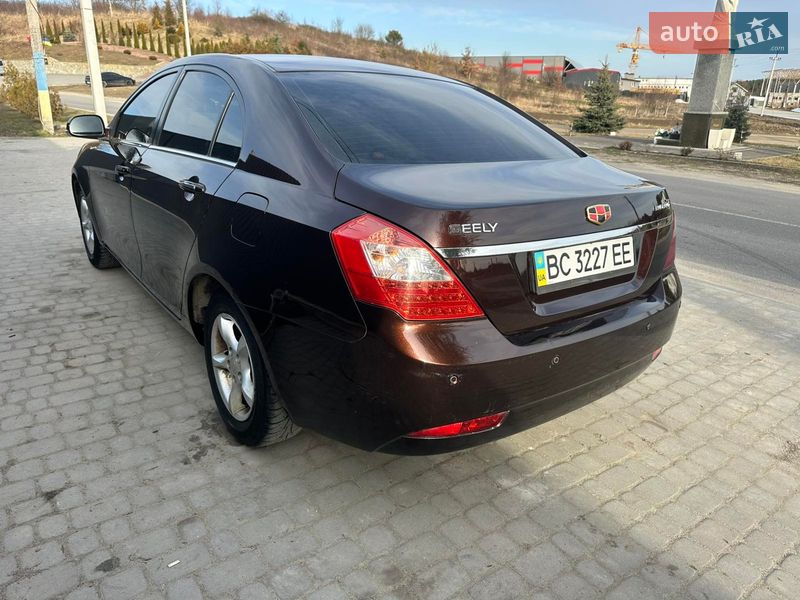 Седан Geely Emgrand 7 (EC7) 2013 в Подрясном