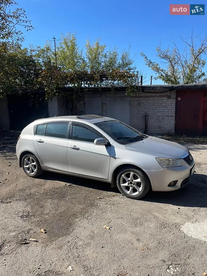Geely Emgrand 7 (EC7) 2012