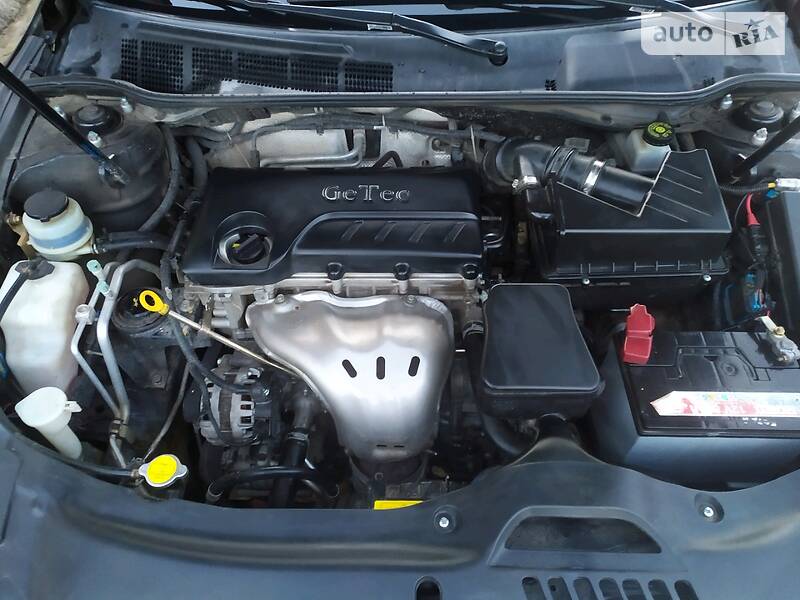 Седан Geely Emgrand 8 (EC8) 2013 в Южноукраїнську