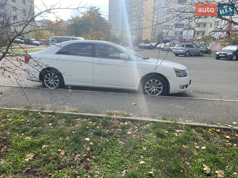 Седан Geely Emgrand 8 (EC8) 2014 в Києві