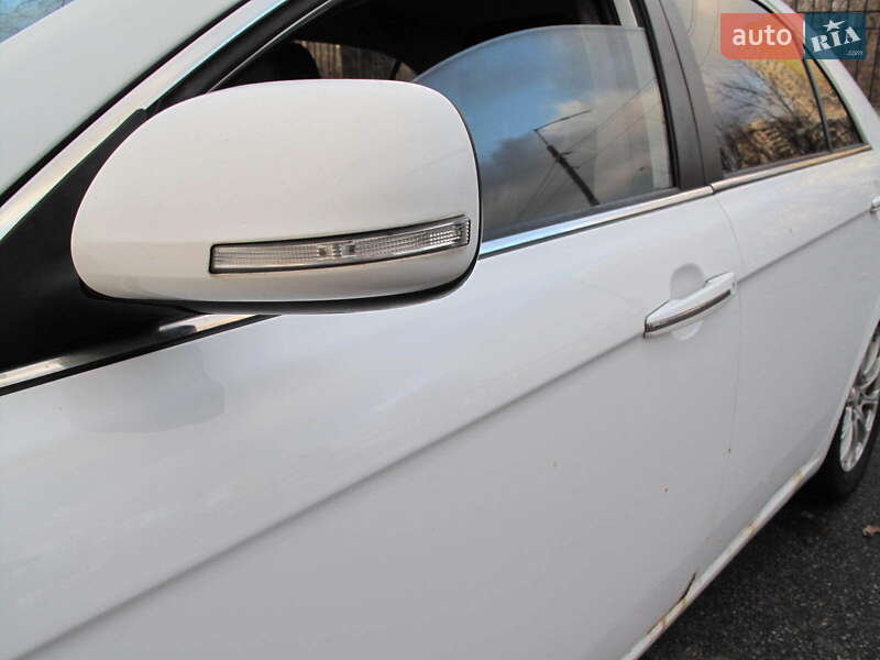 Седан Geely Emgrand 8 (EC8) 2014 в Києві фото 10 Седан Geely Emgrand 8 (EC8) 2014 в Києві