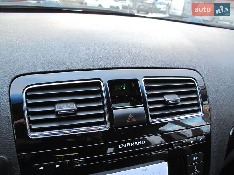 Седан Geely Emgrand 8 (EC8) 2014 в Києві фото 49 Седан Geely Emgrand 8 (EC8) 2014 в Києві