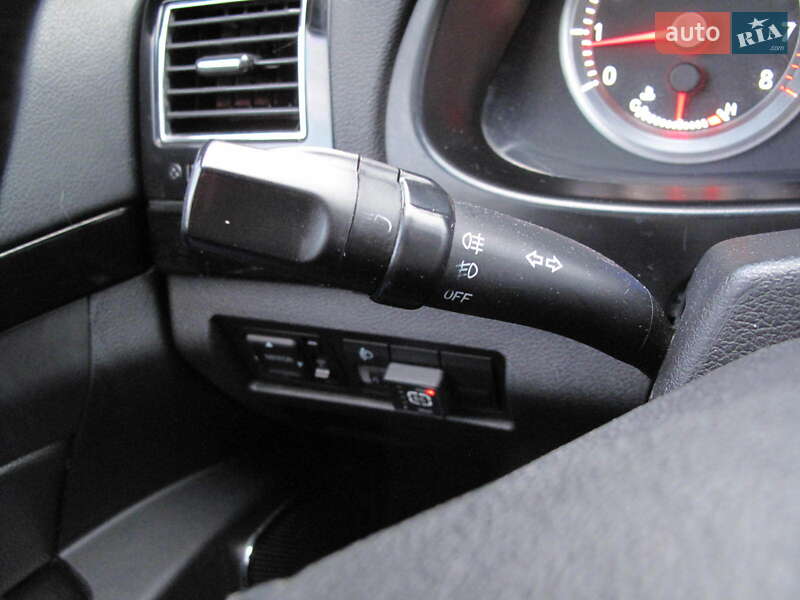 Седан Geely Emgrand 8 (EC8) 2014 в Києві фото 55 Седан Geely Emgrand 8 (EC8) 2014 в Києві