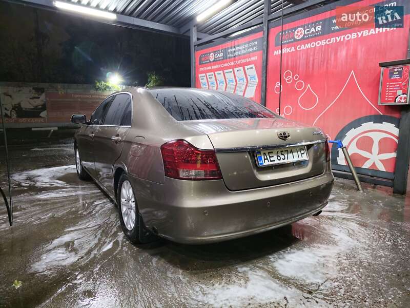 Седан Geely Emgrand 8 (EC8) 2014 в Киеве