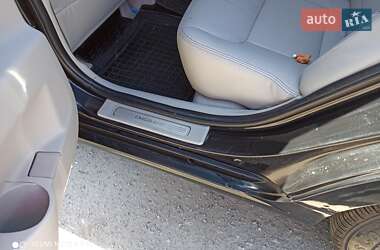 Седан Geely Emgrand 8 (EC8) 2013 в 