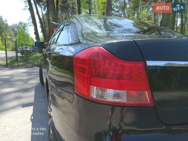 Седан Geely Emgrand 8 (EC8) 2013 в Тараще фото 19 Седан Geely Emgrand 8 (EC8) 2013 в Тараще