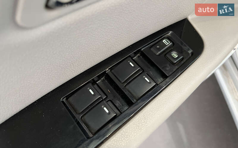 Седан Geely Emgrand 8 (EC8) 2013 в Шептицькому