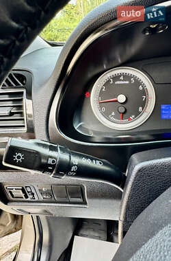 Седан Geely Emgrand 8 (EC8) 2014 в 
