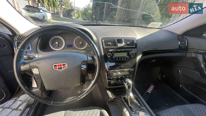 Седан Geely Emgrand 8 (EC8) 2014 в Ужгороді