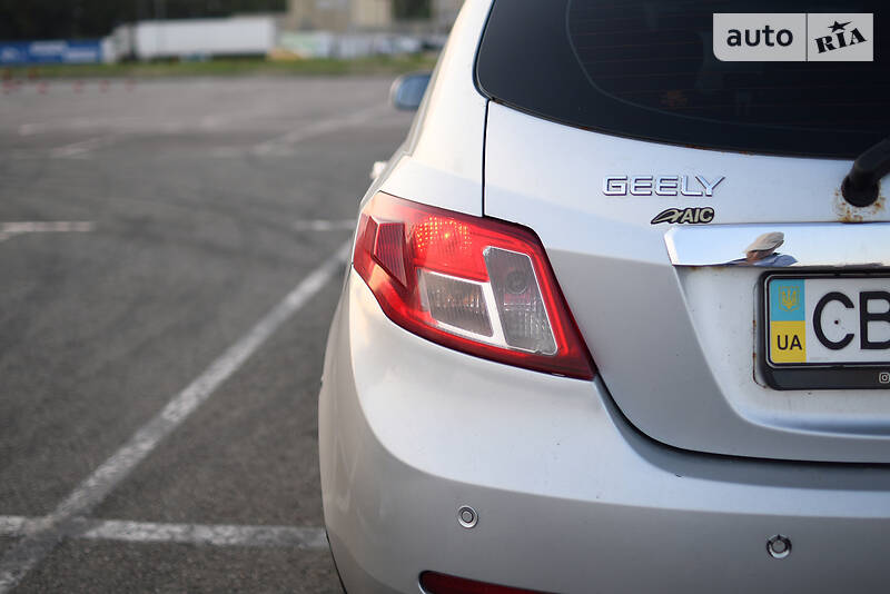 Хэтчбек Geely Emgrand EC7-RV 2013 в Киеве