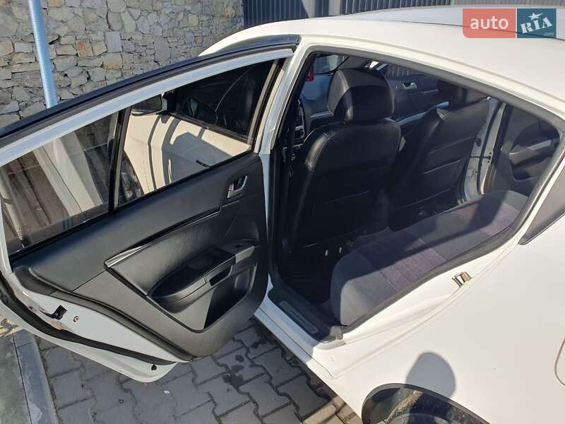 Хетчбек Geely Emgrand EC7-RV 2012 в Хмельницькому