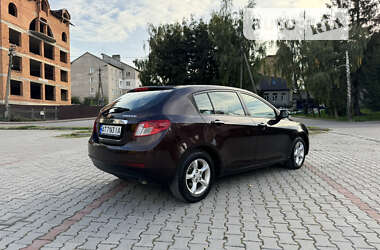 Хетчбек Geely Emgrand EC7-RV 2011 в Городенці