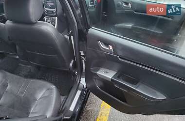 Хетчбек Geely Emgrand EC7-RV 2014 в 