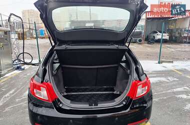 Хетчбек Geely Emgrand EC7-RV 2014 в 