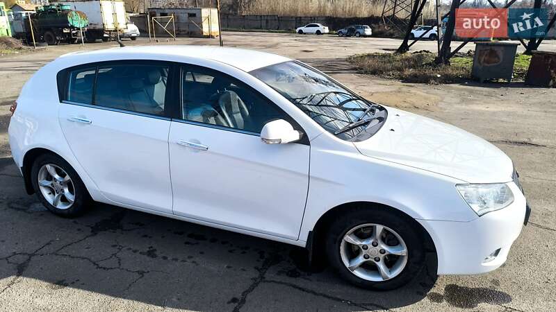 Хетчбек Geely Emgrand EC7-RV 2014 в Запоріжжі фото 4 Хетчбек Geely Emgrand EC7-RV 2014 в Запоріжжі