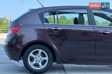 Хетчбек Geely Emgrand EC7-RV 2012 в 