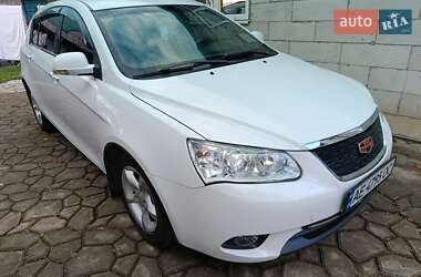 Хэтчбек Geely Emgrand EC7-RV 2012 в Терновке
