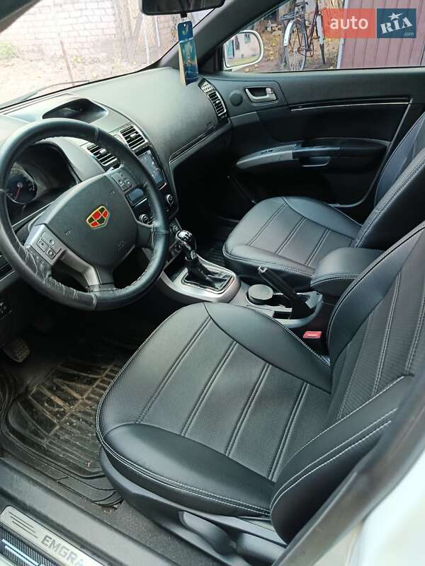 Хэтчбек Geely Emgrand EC7-RV 2012 в Терновке фото 12 Хэтчбек Geely Emgrand EC7-RV 2012 в Терновке