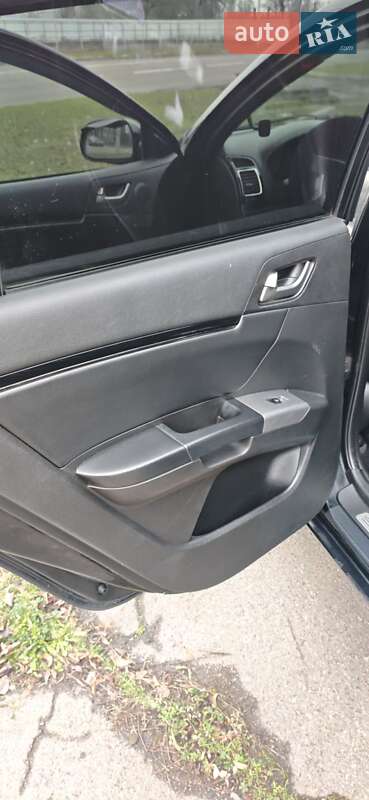 Хэтчбек Geely Emgrand EC7-RV 2012 в Черкассах фото 13 Хэтчбек Geely Emgrand EC7-RV 2012 в Черкассах