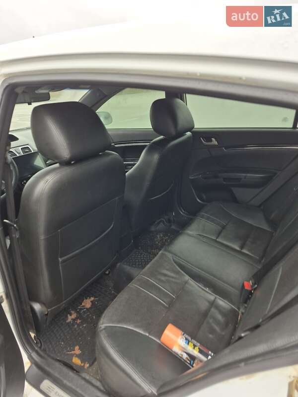 Хэтчбек Geely Emgrand EC7-RV 2013 в Кропивницком