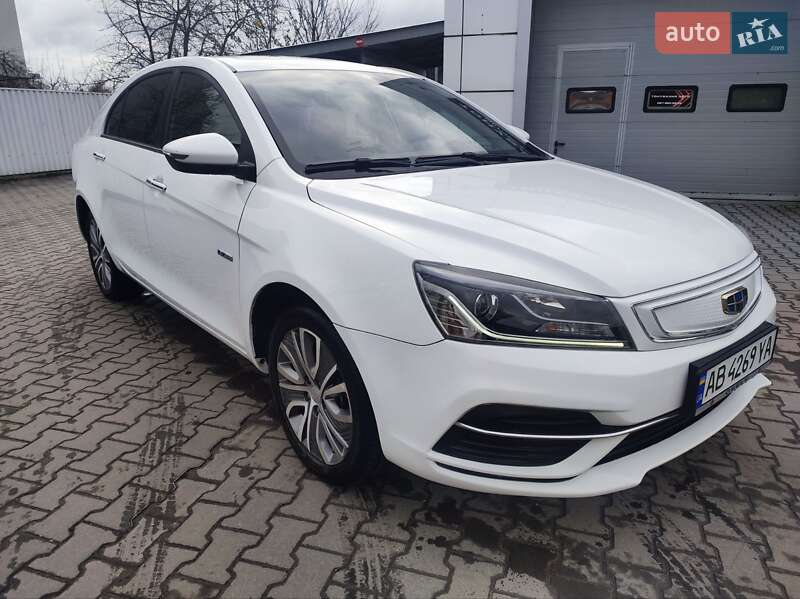 Geely Emgrand EV350 2018