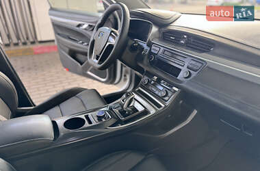 Седан Geely Emgrand EV350 2018 в 