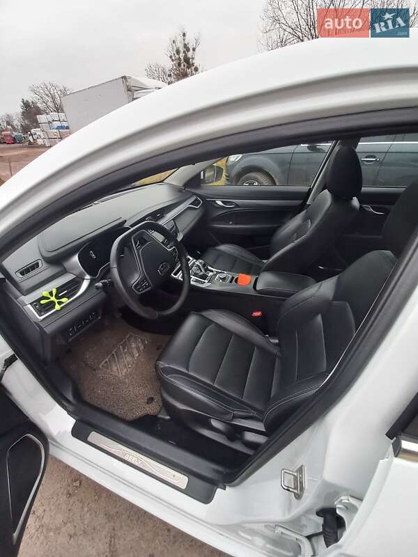 Седан Geely Emgrand EV350 2018 в Львове фото 13 Седан Geely Emgrand EV350 2018 в Львове