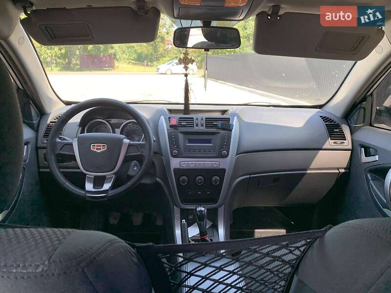 Внедорожник / Кроссовер Geely Emgrand X7 2014 в Иршаве