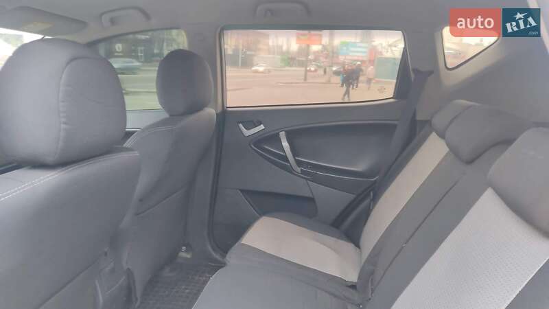 Внедорожник / Кроссовер Geely Emgrand X7 2014 в Вышгороде