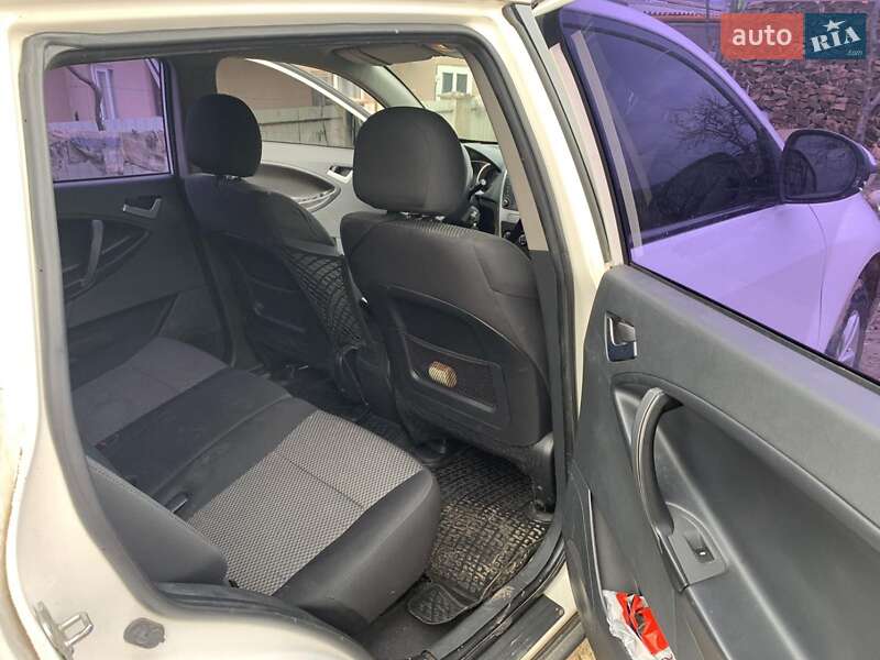 Внедорожник / Кроссовер Geely Emgrand X7 2014 в Иршаве