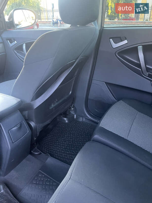 Внедорожник / Кроссовер Geely Emgrand X7 2013 в Луцке фото 23 Внедорожник / Кроссовер Geely Emgrand X7 2013 в Луцке