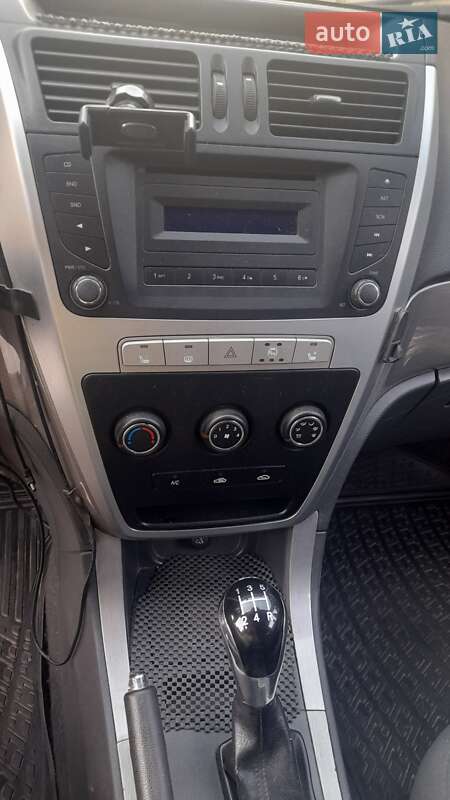 Внедорожник / Кроссовер Geely Emgrand X7 2014 в Виннице