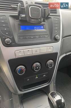 Внедорожник / Кроссовер Geely Emgrand X7 2013 в 