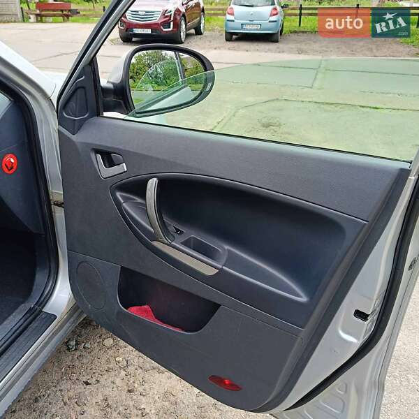 Внедорожник / Кроссовер Geely Emgrand X7 2014 в Чернигове