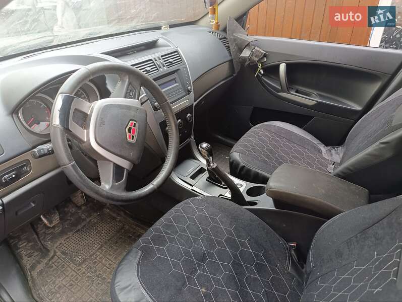 Позашляховик / Кросовер Geely Emgrand X7 2013 в Бузовій