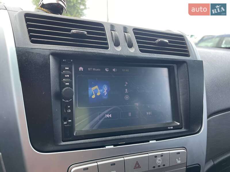 Внедорожник / Кроссовер Geely Emgrand X7 2013 в Киеве