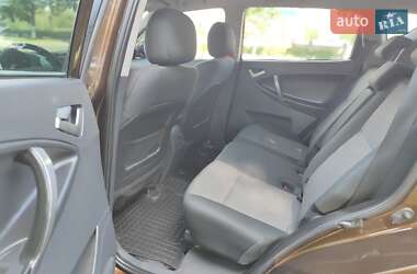 Позашляховик / Кросовер Geely Emgrand X7 2014 в 