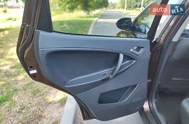 Внедорожник / Кроссовер Geely Emgrand X7 2014 в 