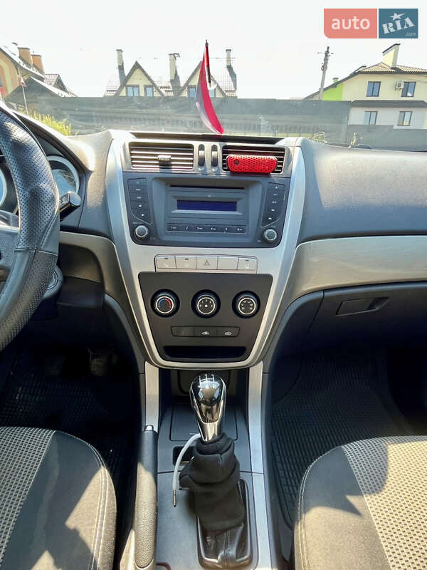 Внедорожник / Кроссовер Geely Emgrand X7 2014 в Львове