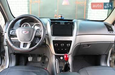 Внедорожник / Кроссовер Geely Emgrand X7 2015 в 