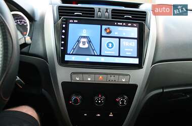 Внедорожник / Кроссовер Geely Emgrand X7 2015 в 